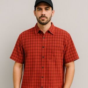 Vintage Woolrich Plaid Short Sleeve Shirt Men’s XL Red Black Outdoors Workwear